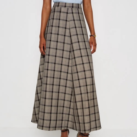 Reformation x Nara First Light Skirt Grey - Size 12 - Picture 2 of 5